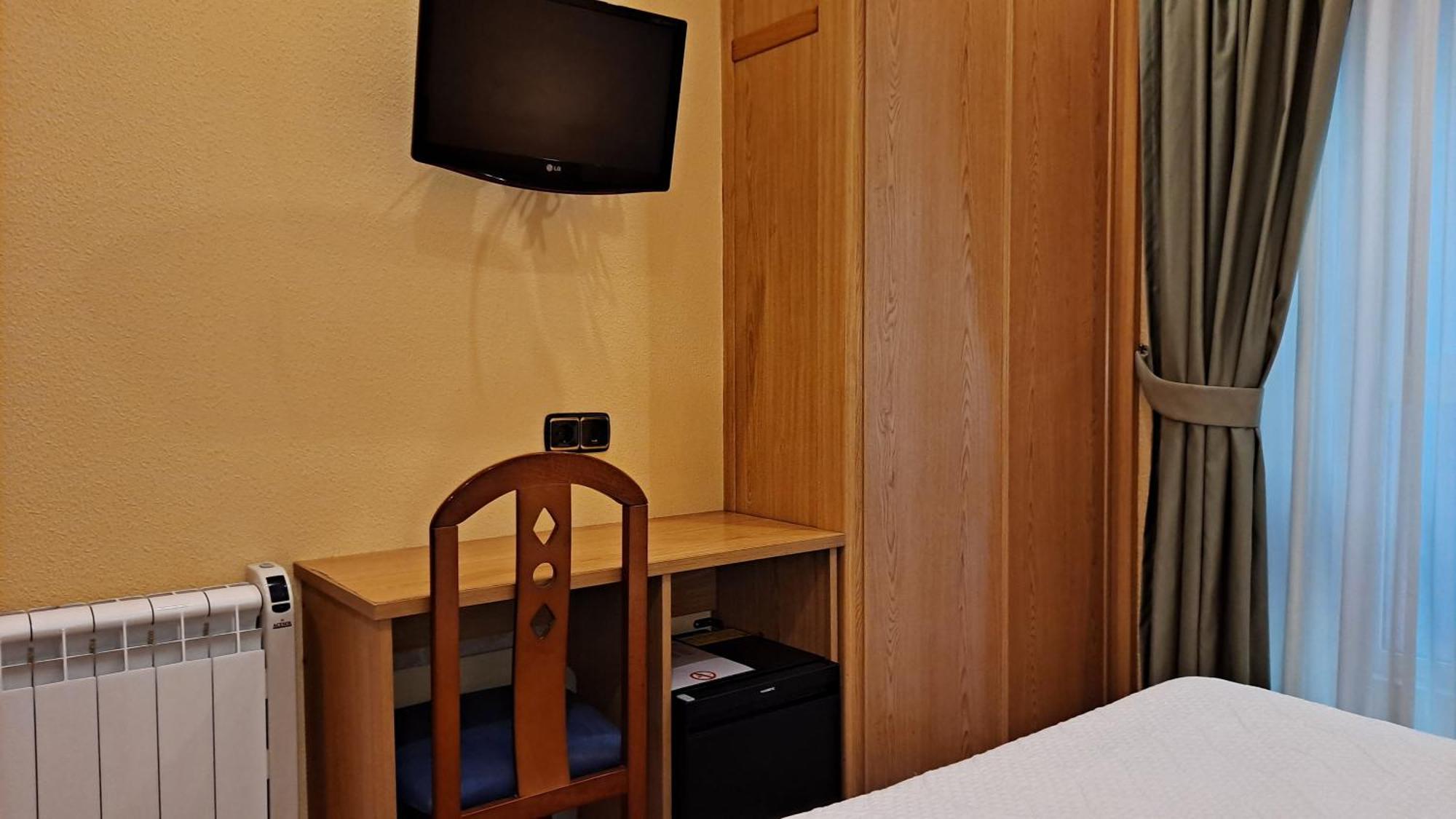 Pension La Concha ซานเซบาสเตียน ภายนอก รูปภาพ