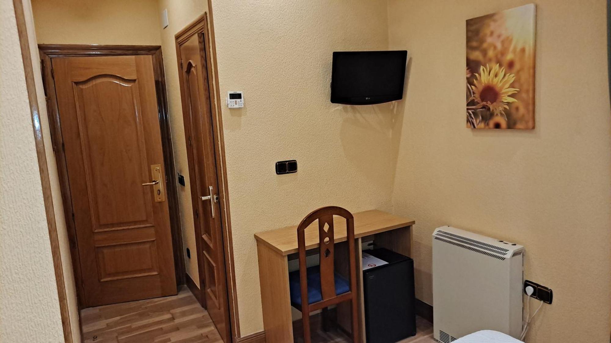 Pension La Concha ซานเซบาสเตียน ภายนอก รูปภาพ